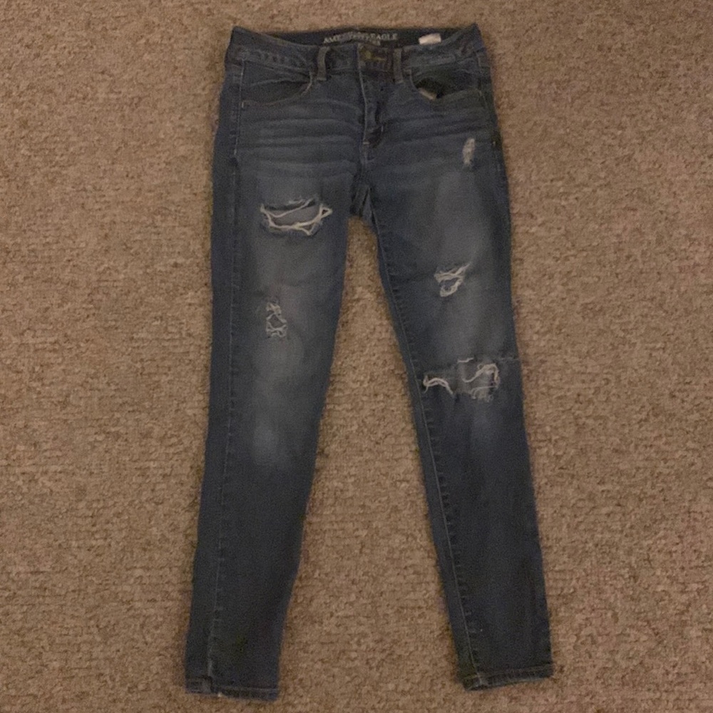 Women’s Super Super Stretch American Eagle Outfitters Size 6 Distressed Jeggings